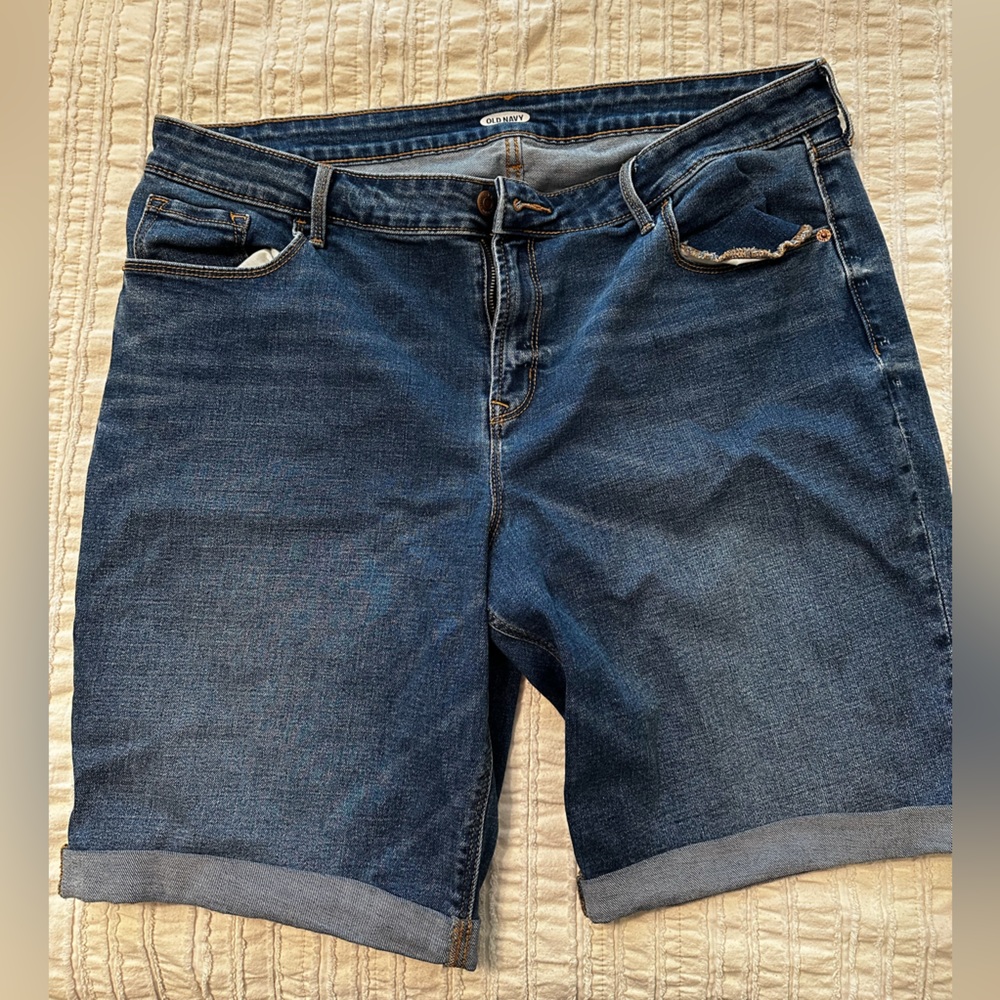 Old Navy Bermuda Shorts